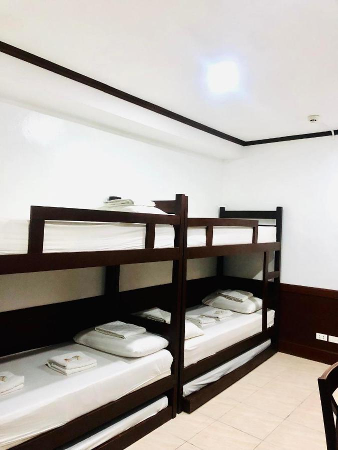 Eon Centennial Resort Hotel & Waterpark Iloilo Esterno foto
